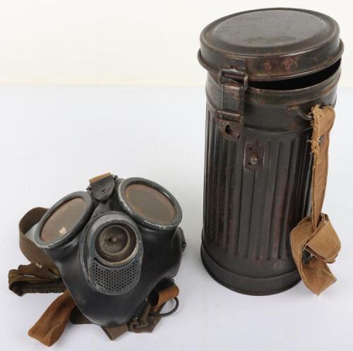 WW2 German Armed Forces Gas Mask