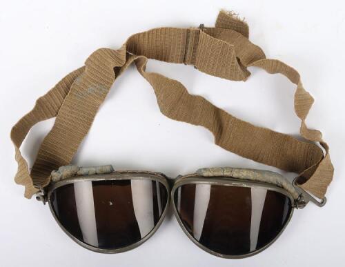 Pair of WW2 German Luftwaffe Flying Goggles
