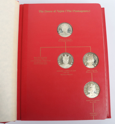 John Pinches, The Kings and Queens of England, silver, First Edition, 43 medallions - 6