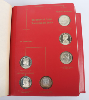 John Pinches, The Kings and Queens of England, silver, First Edition, 43 medallions - 8