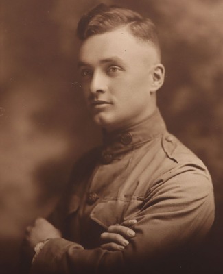 WW1 American Officers Medal and Paperwork Grouping of 2nd Lieutenant Thomas C Chalmers 26th Yankee Division - 8