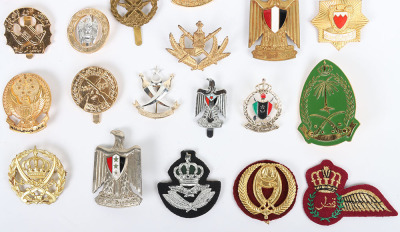 Grouping of Middle East Military Badges - 4