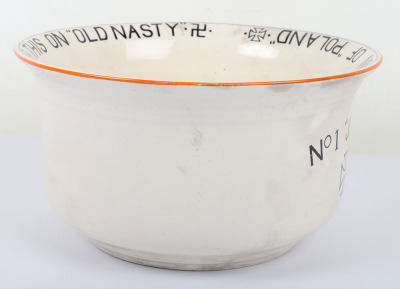 Fieldings Crown Devon WW2 Novelty Musical Chamber Pot - 12