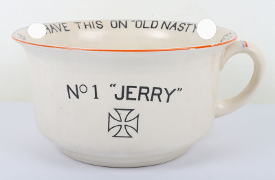 Fieldings Crown Devon WW2 Novelty Musical Chamber Pot - 8