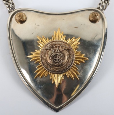 Third Reich SA (Sturmabteilung) Standard Bearers Gorget - 2