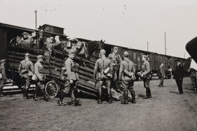 Impressive WW2 German Eastern Front Photograph Album - 52