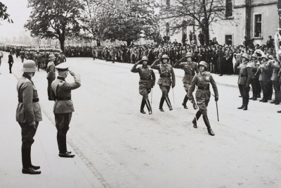 Impressive WW2 German Eastern Front Photograph Album - 37
