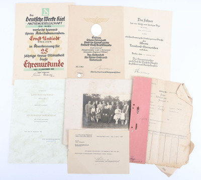 WW2 German Document Grouping to a Family from Kiel