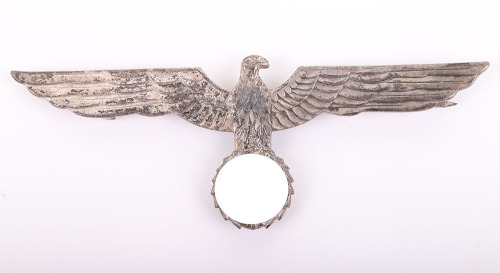 GERMAN WWII KRIEGSMARINE BREAST EAGLE IN METAL