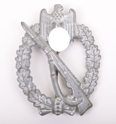 GERMAN WWII ARMY INFANTRY ASSAULT BADGE IN SILVER