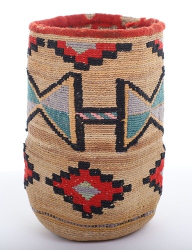 Nez Pierce cornhusk ditty bag circa 1915