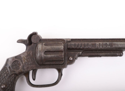 Buffalo Bill cast iron cap pistol - 2