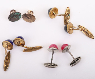 Set of Wyatt Earp personal cuff links which were a gift to Earp from Tom Sharkey - 2