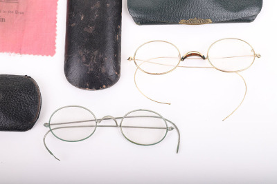 Spectacles and cases belonging to Wyatt Earp’s mother - 2