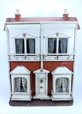 A G & J Lines No: 20 painted wooden dolls house, English 1909-10,