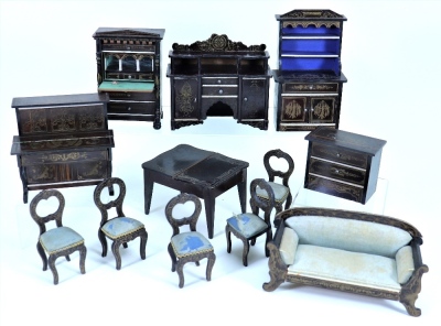 Selection of Waltershausen Dolls House furniture, German 1860s/80s,