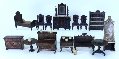 Good selection of Waltershausen Dolls House furniture, German 1860s/80s,