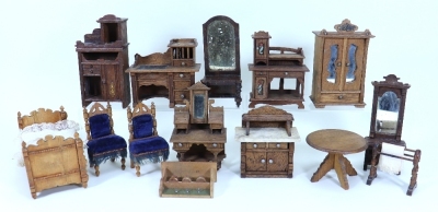 Collection of wooden Dolls House furniture, German 1880s/90s,