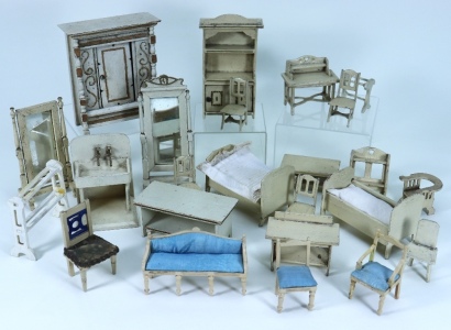 Collection of painted white wooden Dolls House furniture, English 1920s/30s,