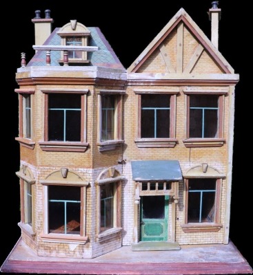 A Christian Hacker wooden Dolls House, German circa 1900,