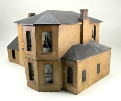 &lsquo;Shamrock House&rsquo; a fine and early wooden dolls house, probably Irish, late 18th century, - 4