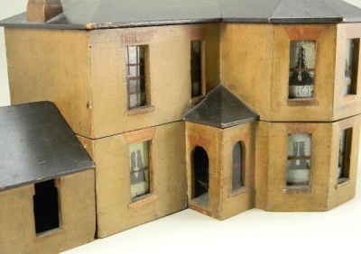 &lsquo;Shamrock House&rsquo; a fine and early wooden dolls house, probably Irish, late 18th century, - 5