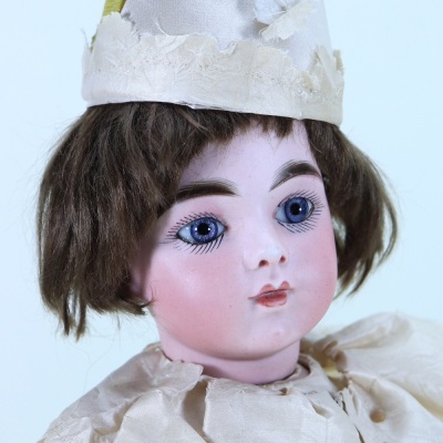 A beautiful Bru Jne bisque head Bebe doll , size 7, by Leon Casimir Bru, French circa 1879, - 2