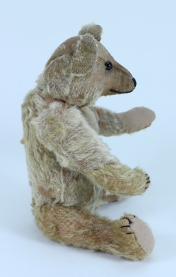 A small charming rare Strunz blonde mohair Teddy bear, German circa 1910, - 3