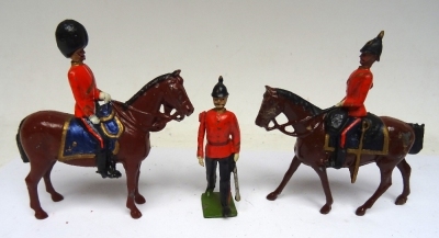 Britains set 205 Coldstream Guards at present - 6