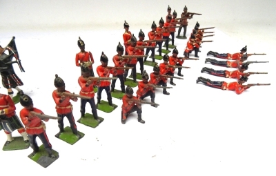 Britains Infantry, Highlanders and Foot Guards - 2