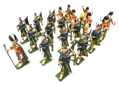 Possibly a Britains postwar Special Drums and Pipes of the Gordon Highlanders - 5