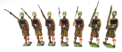 Britains set 114, Cameron Highlanders marching - 3