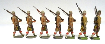 Britains set 114, Cameron Highlanders marching - 4