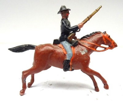 Britains Special Paint US Cavalry in blue uniform - 2