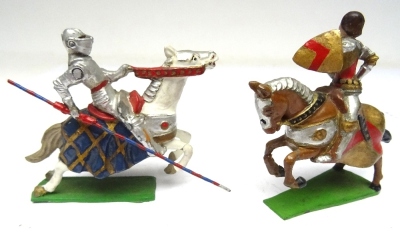 Courtenay, two RARE un-named mounted knights - 5