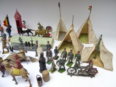 A Miscellany of original and repainted Toy Soldiers - 17