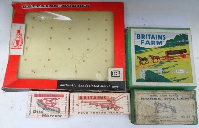 Empty Britains postwar Boxes - 14