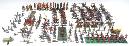 Various smaller size toy soldiers