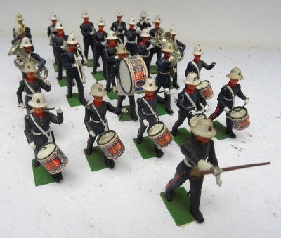 A quantity of Eyes Right plastic figures - 6