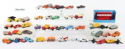 Quantity of Corgi juniors cars and commercial unboxed vehicles