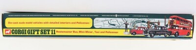 Scarce Corgi London Transport Whizzwheels Gift Set 11 - 3