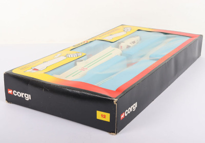 Corgi Glider and Trailer Gift Set 12 - 4