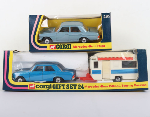 Corgi Gift Set 24 Mercedes-Benz 240D & Touring Caravan