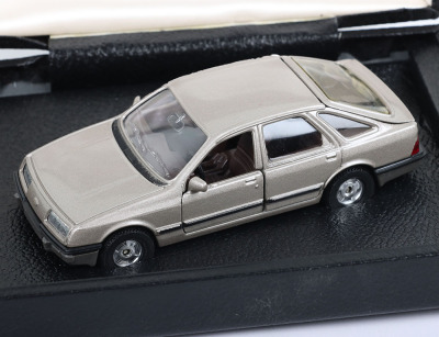 Corgi 299 Ford 2.3 Sierra Ghia model 1984, in special presentation case - 2