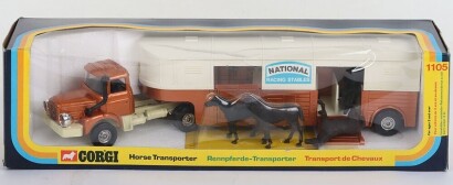 Corgi 1105 Berliet Horse Transporter