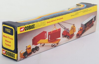 Corgi Major 1152 Mack Truck with Gloster Saro Esso Petrol Tanker - 2