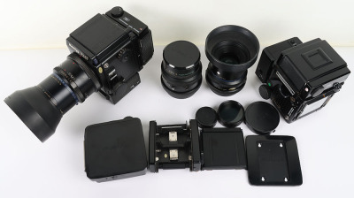 A Mamiya RZ67 Professional Medium Format Camera outfit - 2