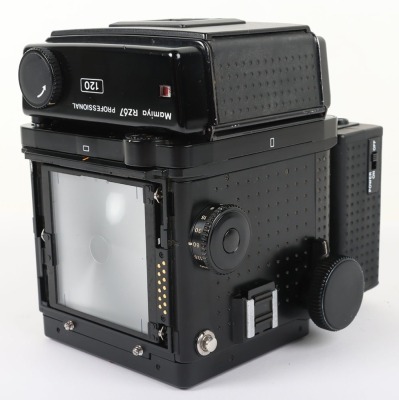 A Mamiya RZ67 Professional Medium Format Camera outfit - 8