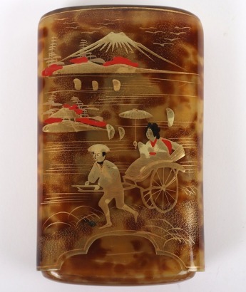 A Japanese tortoiseshell cigar case