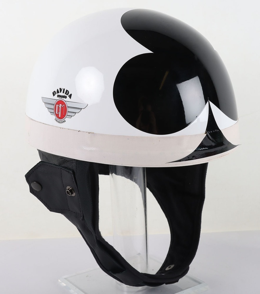 davida motorcycle helmet Speedster v4 - ECE R22-06 Certified Experience The Height of Luxury